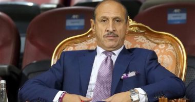 وزير الشباب والرياضة العراقي يزو مقر النادى الأهلي