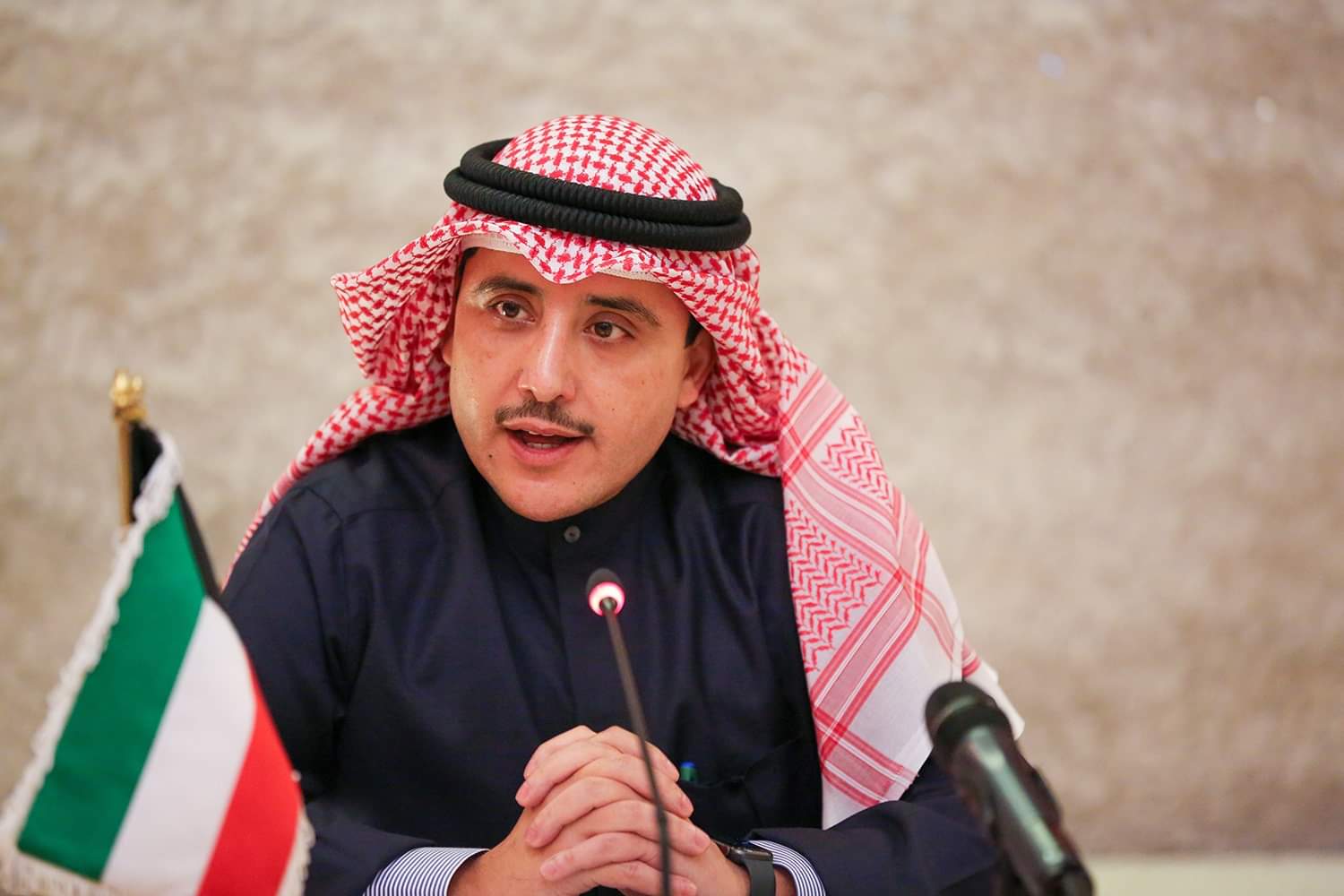 وزير خارجية الكويت: فتح الحدود والأجواء بين قطر والسعودية ابتداء من مساء اليوم