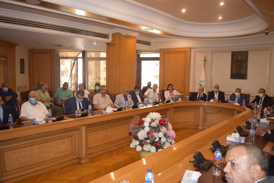 العربي: تطوير البلاد ضمن خطة 2030 يحتاج إلي تكاتف الجميع