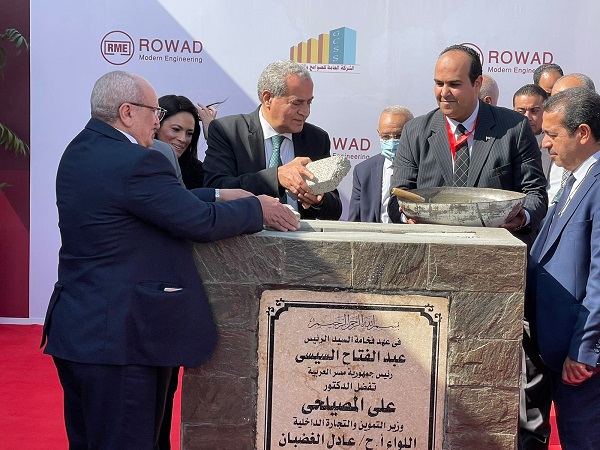 المصيلحي والمشاط يضعان حجر الأساس لصومعة ميناء غرب بورسعيد بتكلفة ٥٢٠ مليون جنية