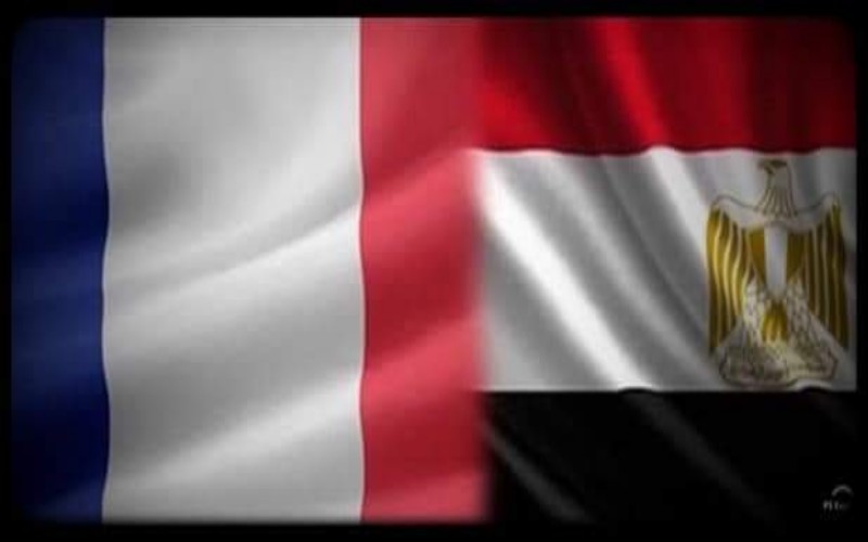 الرئيس يتوجه إلى باريس للمشاركة في مؤتمر باريس الدولي حول ليبيا