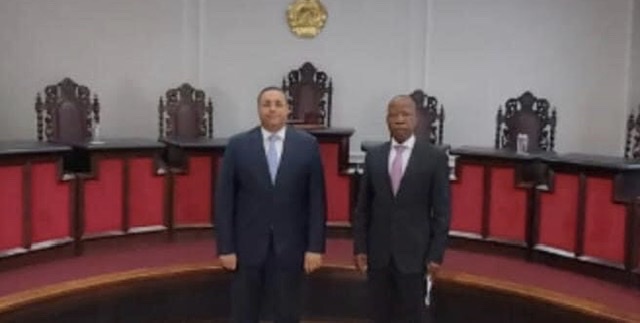 السفير المصري في مابوتو يلتقي برئيس المحكمة العليا الموزمبيقية