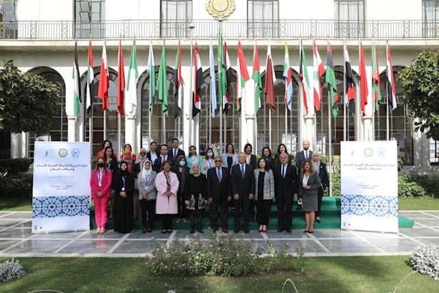 الجامعة العربية والخارجية تنظمان دورة لتعزيز قدرات عضوات الشبكة العربية للنساء وسيطات السلام 