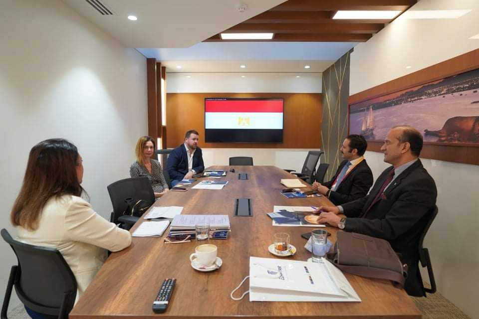 مصر للطيران تطرح استراتيجيتها وخططها المستقبلية حتي عام ٢٠٢٦

