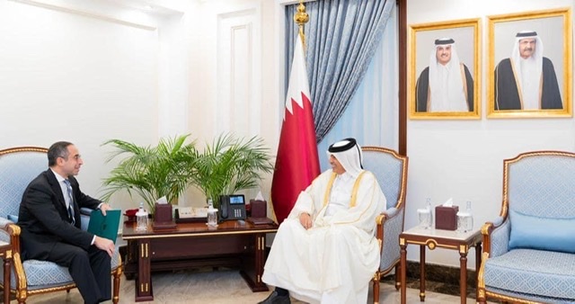 رئيس مجلس الشورى القطري يستقبل سفير مصر فى الدوحة