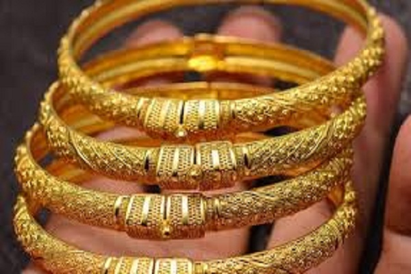 استقرار أسعار الذهب منتصف تعاملات اليوم الجمعة، وعيار 18 بـ 669 جنيه