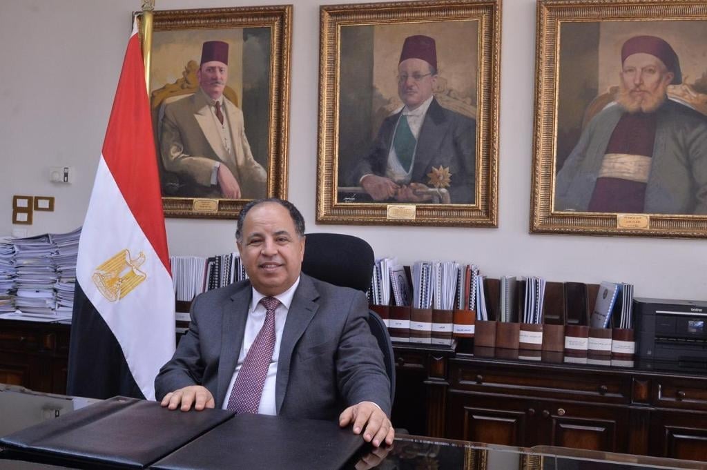 وزير المالية يستعرض أداء الاقتصاد في تقرير 