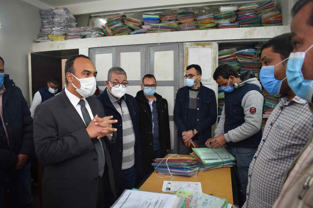 نائب محافظ المنيا يتابع منظومة الاشتراطات البنائية الجديدة ويدعو المواطنين لاستكمال إجراءات التصالح 