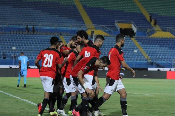 فيديو .. الفراعنة يفوزون بخمسة أهداف نظيفة على السودان وطرد لاعبين للأخير