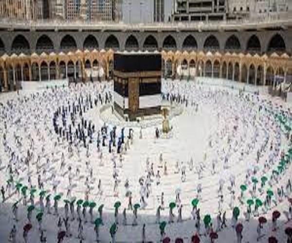 السعودية تدرج لقاحا روسيا ضد كورونا للسماح بالحج والعمرة بتلك الشروط