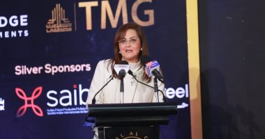 وزيرة التخطيط تشارك بقمة مصر الأفضل برعاية منتدى الخمسين سيدة الأكثر تأثيرا 
