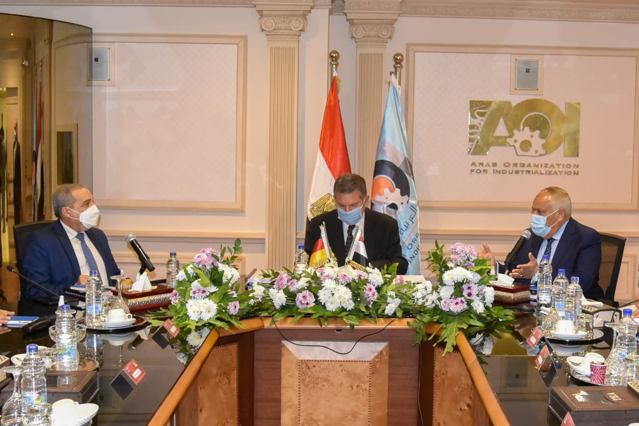 اتفاق وزيرا قطاع الأعمال والإنتاج الحربي والعربية للتصنيع على دراسة الجدوى النهائية لإنشاء مصنع إطارات المركبات
