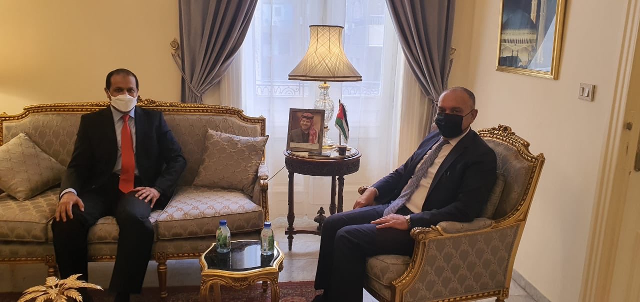 العضايلة يبحث مع سفراء عرب وأجانب سبل تعزيز التعاون في الملفات المشتركة