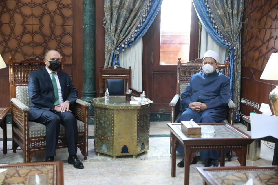 السفير الاردني يبحث مع الشيخ الطيب سبل تعزيز التعاون في المجالات الدينية والثقافي
