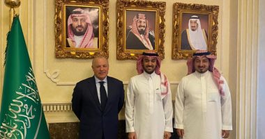 هانى أبور يدة يلتقى وزير الرياضة السعودي بالرياض
 