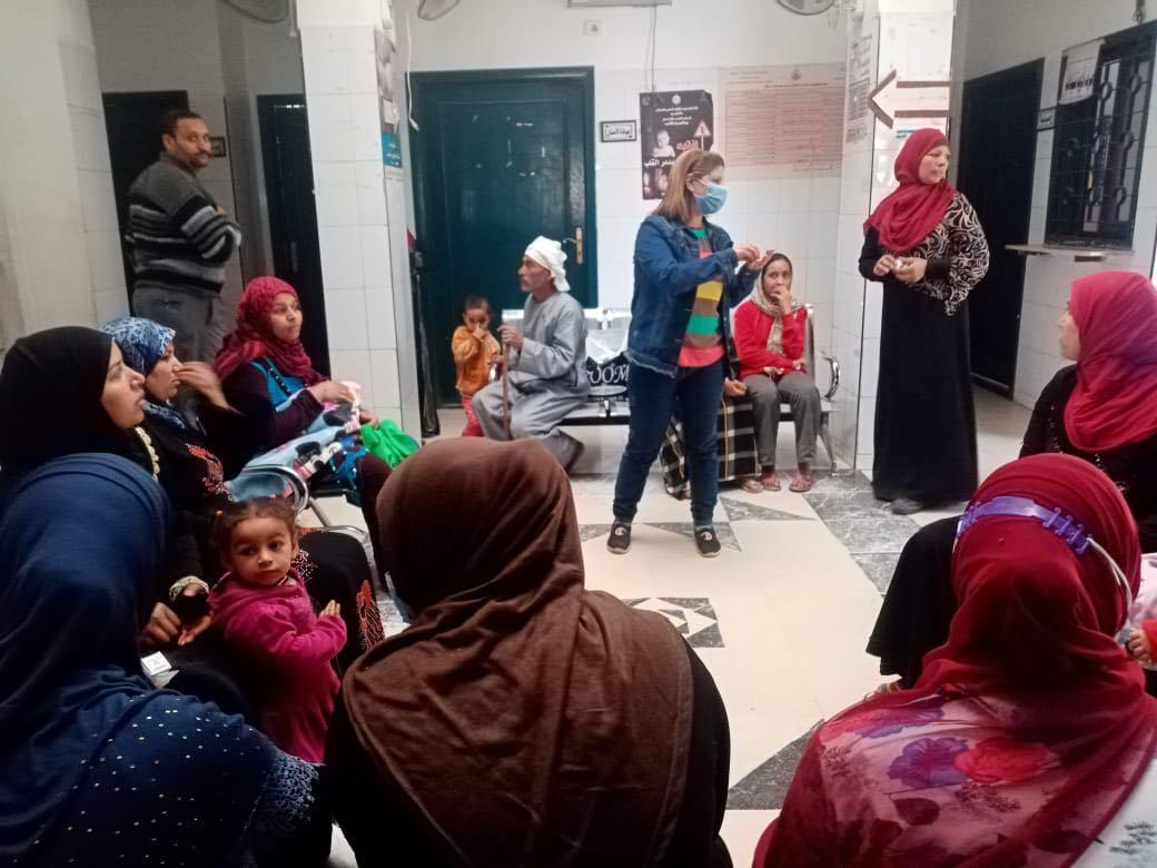 صحة المنيا تكثف حملاتها لنشر الوعي بين المواطنين بفيروس كورونا 