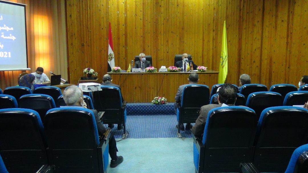 جامعة المنيا تستعد  لبدء امتحانات نهاية العام بجميع كلياتها ومعهدها للتمريض