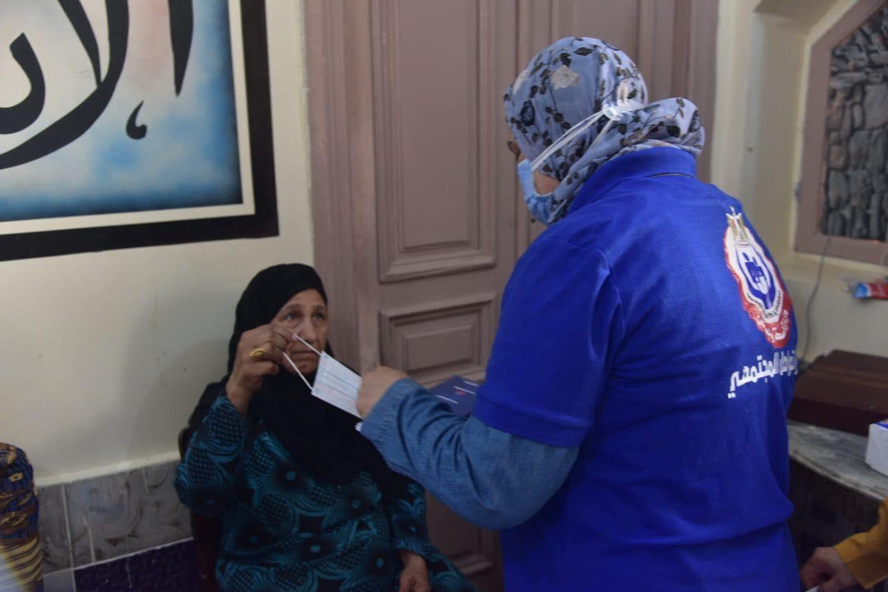 محافظ المنيا يوجه بالتنسيق مع فرق التواصل المجتمعي لنشر الوعي بخطورة الفيروس