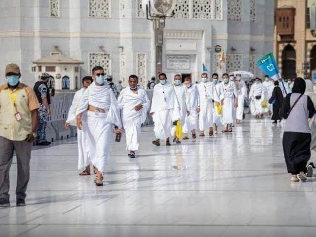 حجاج بيت الله الحرام ينهون المناسك في ثالث أيام التشريق