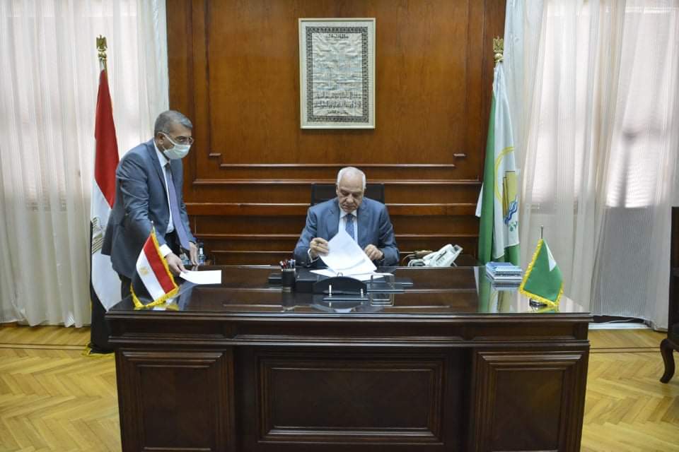 محافظ الجيزة يعتمد تنسيق القبول للثانوي العام بحد أدنى 218 درجة