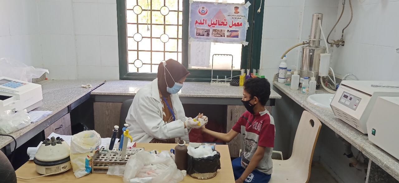 صحة المنيا تقدم الخدمات الطبية والعلاجية لـ 1679 مواطن بقرية الاعتزاز بمركز سمالوط