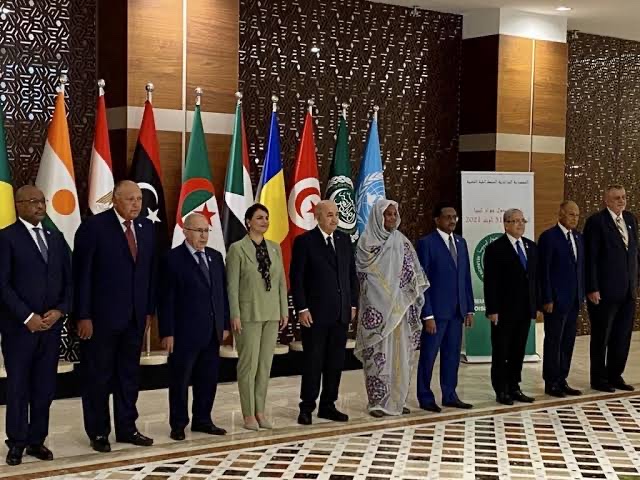 البيان الختامي لمؤتمر دول جوار ليبيا يؤكد تمسكه بسيادتها ووحدتها الوطنية ورفض التدخلات الأجنبية