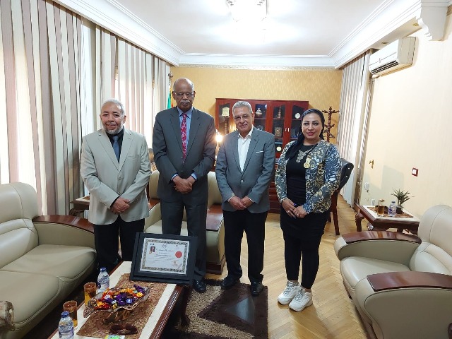 «النرويجية الدولية» تمنح سفير السودان بالقاهرة العضوية الفخرية للجمعية 