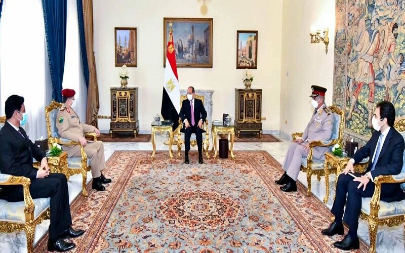 الرئيس يؤكد موقف مصر الثابت بدعم الجهود للتوصل إلى حل سياسي شامل للأزمة اليمنية
