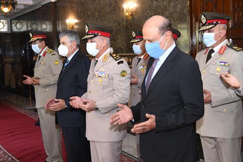 الرئيس السيسى ينيب وزير الدفاع للمشاركة فى إحياء الذكري السنوية لرحيل الزعيم جمال عبد الناصر
