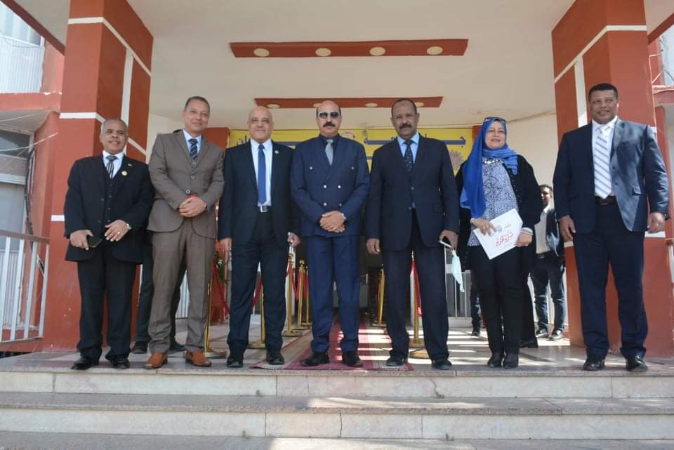 مجلس جامعة أسوان يناقش الاستعدادات  لامتحانات الفصل الدراسي الأول

