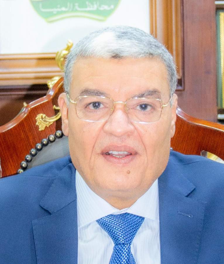 محافظ المنيا يهنئ البابا تواضروس بمناسبة عيد الميلاد المجيد