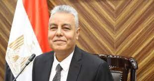 رئيس جامعة جنوب الوادى : 
لا ربط بين دفع المصروفات ودخول الحرم الجامعى ولا زيادة فى المصروفات ولا ربط بينها وبين الكتب الجامعية