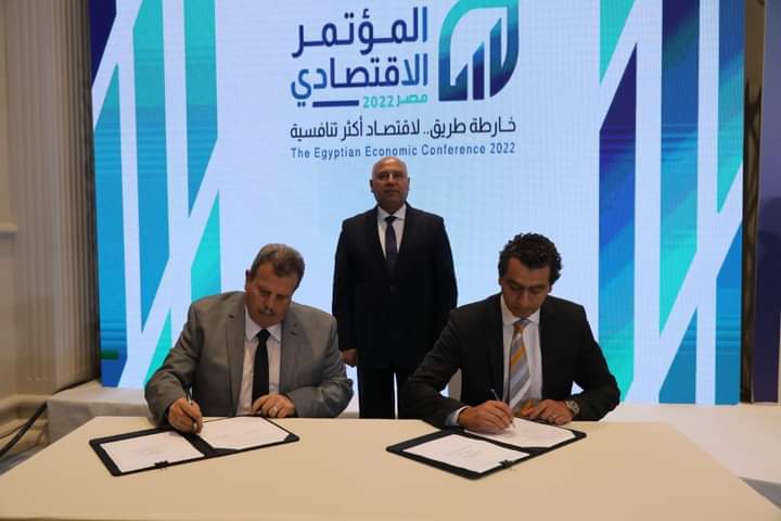 وزير النقل يشهد توقيع وثيقة الشروط الخاصة بعقد إدارة وتشغيل قطارات النوم مع شركة ابيلا مصر