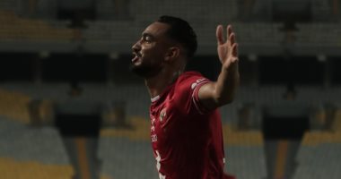 أحمد سيد غريب باكيا: لم أتمنى الخروج من الأهلي.. ووالدتي تأثرت بانتقالي للاتحاد 