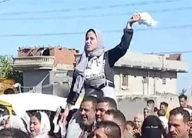 النيابة العامة لم تنسب جريمة لأحد حتى الآن في تزويج طفلة الشرقية القاصر وكشف عذريتها


