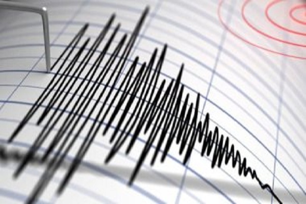 من على حزام النار، زلزال بقوة 5.6 درجة يقتل 20 شخصا في إندونيسيا 