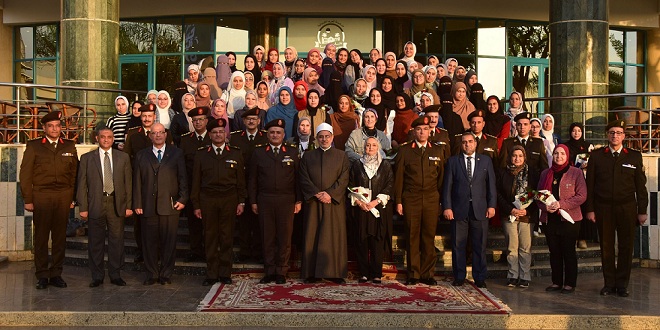 القوات المسلحة تنظم زيارة لوفد من جامعة الأزهر للمعامل الرئيسية لإدارة الحرب الكيميائية