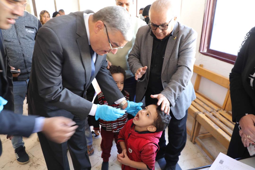 محافظ المنيا يشهد إطلاق الحملة القومية للتطعيم ضد شلل الأطفال بمدينة المنيا الجديدة