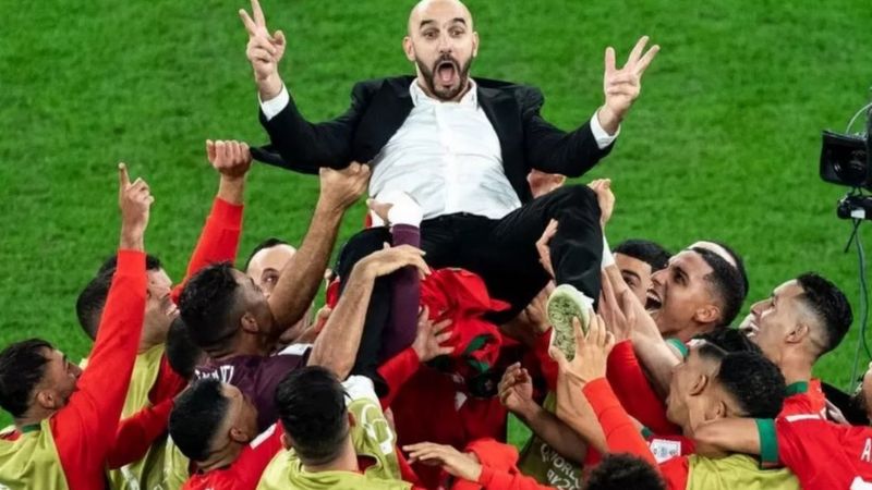 رغم صعوبة مواجهة فرنسا .. الركراكي وفريقه مصممان على وضع إفريقيا على قمة العالم