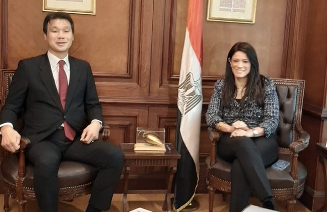 سفير كوريا لدي مصر يبحث مع وزيرة التعاون الدولي طريقة تعزيز التعاون الإنمائي الثنائي
