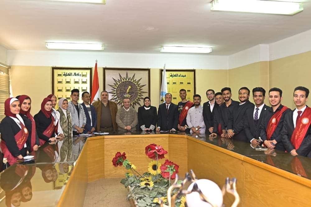 جامعة المنيا تعلن تشكيل مجالس الاتحادات الطلابية المنتخبة بالكليات 