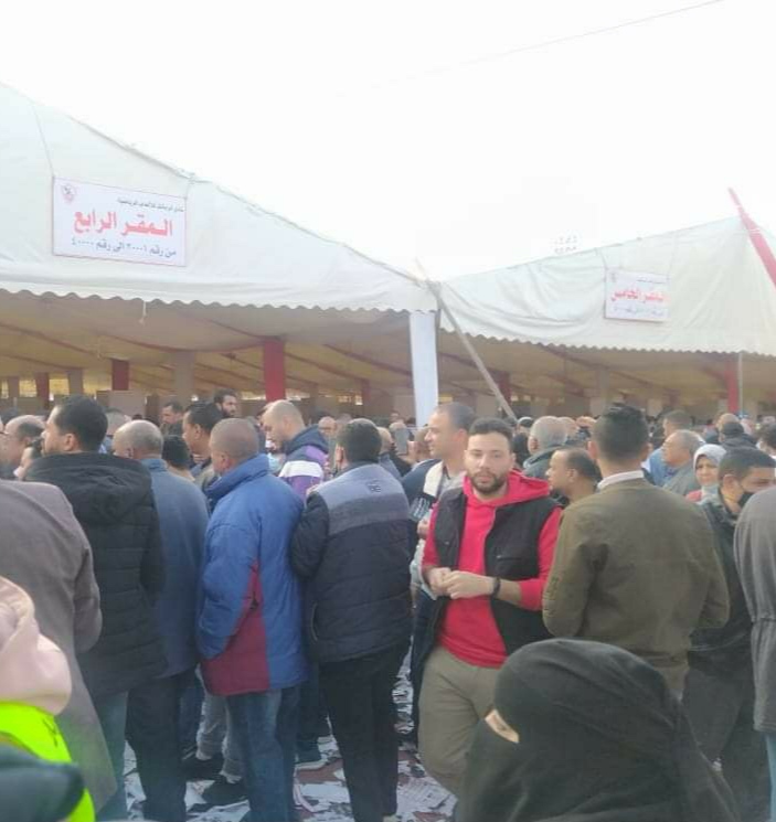 رأي أعضاء الزمالك في العملية الانتخابية : مفيش تنظيم وفيه تحيز واضح لمرشح معين 
