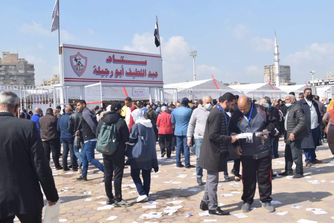 اللجنة المشرفة على انتخابات الزمالك ترفض مد التصويت وتقوم بغلق الخيم
