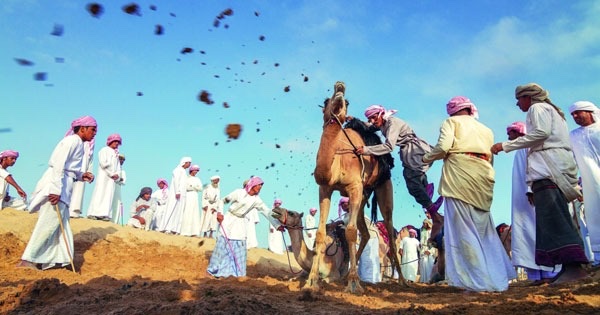 الصناعات الحرفية والترويج الاقتصادي لجنوب الشرقية حاضر فـي مسقط الدولي للكتاب