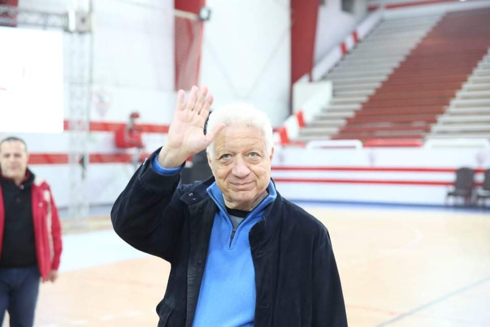 مرتضى منصور يوجه بسرعة تسليم كارتيرون كل مستحقاته
