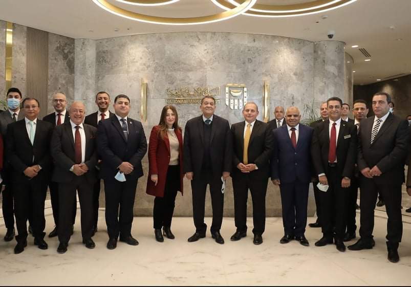 البنك الأهلي المصري يتواجد بفرع متكامل ومميكن في حي البنوك بالعاصمة الإدارية 

