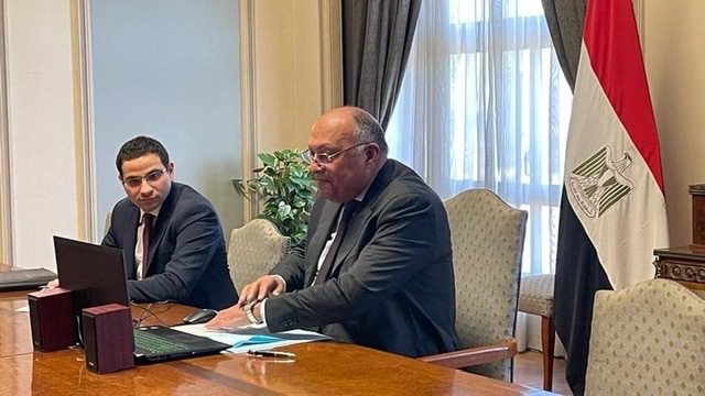 وزير الخارجية يتلقى اتصالا من المبعوث الأمريكى للتنسيق بشأن قضايا تغير المناخ