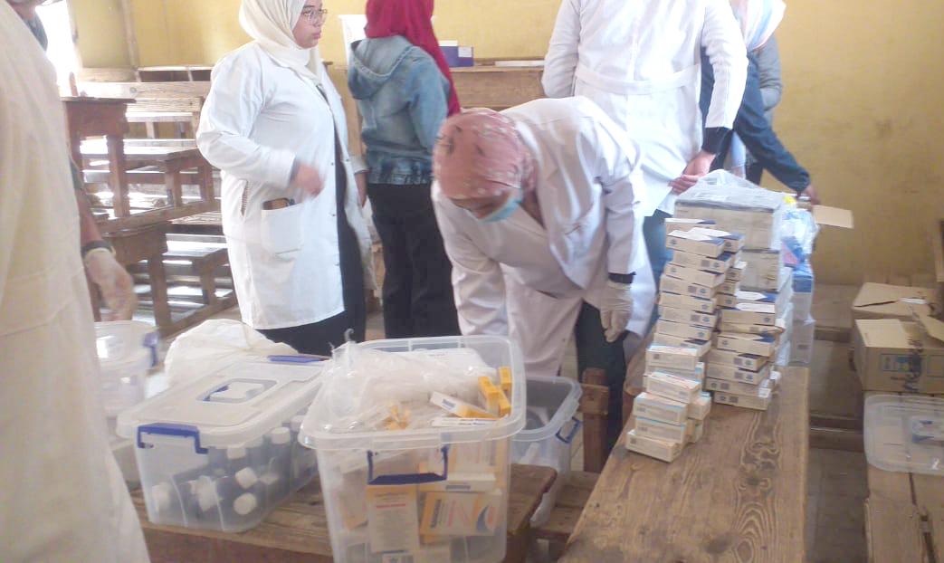 قافلة طبية وتوعوية جديدة لجامعة المنيا بـ 