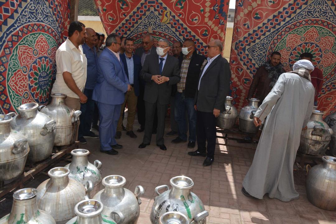 محافظ المنيا يتفقد مشروع 