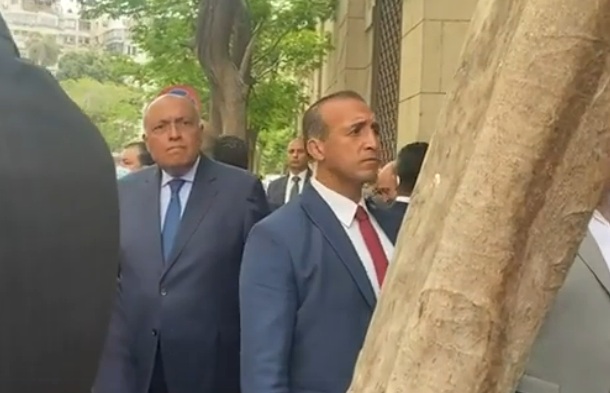 وزير الخارجية يشارك في تشييع جنازة الكاتب الصحفي صلاح منتصر